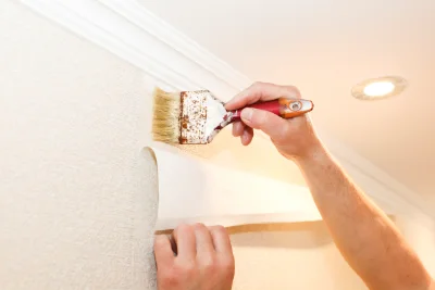 Pose de papier peint à Châteaubleau — revêtements muraux et toiles de verre